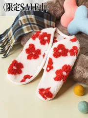 数量限定【デザイナーズ】赤花柄ボア素材あったかフラワーベスト ペット用 犬猫兼用 Mサイズ ペット用もこもこベスト 赤い花柄デザイン 秋冬対応 犬猫兼用保温ウェア 着せやすい前開きタイプ 中型犬向けにも