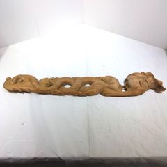 木彫り 壁掛け 彫刻 龍と人物モチーフ 手彫り 一点物 インテリア オブジェ 壁掛け A403