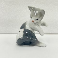 【美品】LLADRO　リヤドロ　「驚いた仔猫ちゃん」　置物　フィギュリン　陶器　猫　ねずみ
