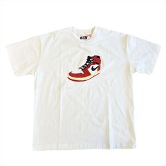O.K. / AJ1 手刺繍 S/S Tee / White