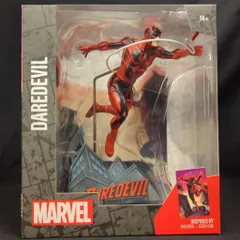 McFARLNE TOYS 1/10 Scale Posed Figure with Scene #014 Daredevil Joe Quesada/Daredevil Vol.1 #600