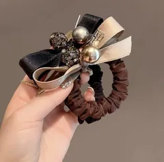 【再入荷】高見え　リボン ヘアゴム パール エレガント ギフト　韓国　人気　１個