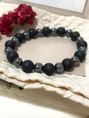 再入荷　天然石 マットオニキス ヘマタイト メンズブレスレット