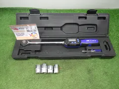 未校正の品 SK11 デジタルトルクレンチ 差込角 12.7mm 6.8~135N・m SDT4-135 中古品のサムネイル