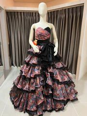 ブラック&薔薇 ロングドレスサイズバックの紐で調整可能♡ - メルカリ