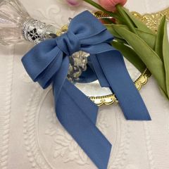 大人気♡くすみブルーのシンプルなたれりぼん