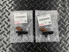 トヨタ 純正 ハイエース 100 系 フロント カーテシ ランプ スイッチ のみ 2個 セット ドア 検索 マフラー ホイール パーツ レストア タイヤ T719