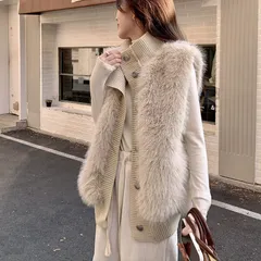 ベージュ ファー風 ニットベスト