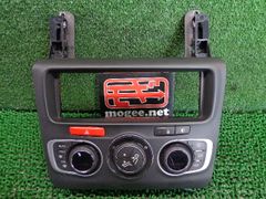 1FI1556 LB2 シトロエン DS4 ABA-B7C5F06S 2012年 Chic エアコンスイッチパネル　　966627377