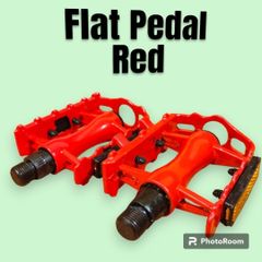 アクセントカラーにもおすすめ！アルミ フラットペダル レッド 9/16 アクスル クロスバイクやママチャリでも◎