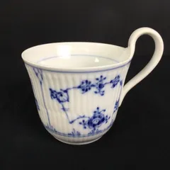1304 ROYAL COPENHAGEN ロイヤルコペンハーゲン ブルーフルーテッド ハイハンドル カップ