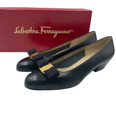 未使用品 Salvatore Ferragamo フェラガモ パンプス  レザー ヒール リボン金具付き ネイビー サイズ37C 箱付き