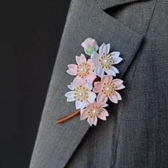 つまみ細工　桜の小枝コサージュ