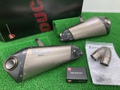 ドゥカティ Panigale V2 フルエキゾーストとスリップオン変換エキマニ