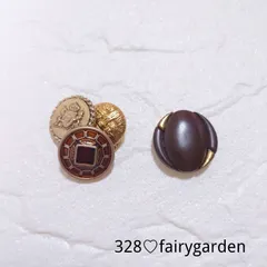 328♡個性派ヴィンテージボタンアシンメトリー（一点物）ピアスイヤリング大ぶり