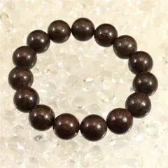 希少隕石ブラックリビアングラス　コンドライト隕石　ツァボライト　ブレスレット♡ 希少隕石ブラックリビアングラスコンドライト隕石ツァボライト