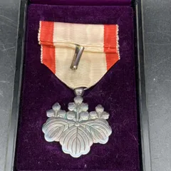 大日本帝国軍事勲章 : 功七級金鵄勲章 /勲八頭白色桐葉章/明治三十七八従軍記章 日本軍 大日本帝国軍事勲章 : 功七級金鵄勲章 /勲八頭白色桐