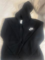 ナイキジップアップ