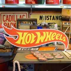 【Hot Wheels】看板 ダイカット メタルサイン ホットウィール Hot Wheels Flames Logo アメリカン雑貨 ガレージ