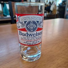 Budweiserのコップ