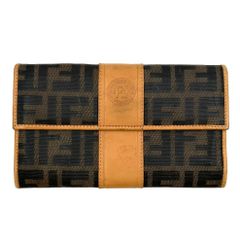 【美品】FENDI　フェンディ　長財布　FF柄　ズッカ柄　ウォレット　三つ折り　二つ折り　ブラウン　レディース