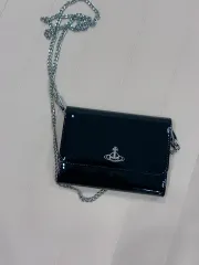 Vivienne Westwood(ヴィヴィアン・ウエストウッド) ブラック パテントレザー チェーンバッグ