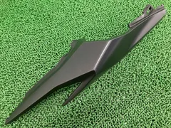 CBR250RR シートカウル 右 ガンM K64 ホンダ 純正 中古 バイク 部品 MC51 修復素材に コケキズ無し 品薄 希少品 車検 Genuine Uuのサムネイル