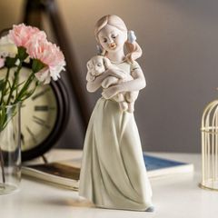 LLADRO リヤドロ 花束を持つ少女 - メルカリ
