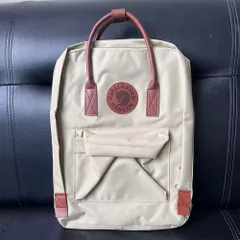 【送料無料・美品・新品未使用】FJALLRAVEN リュック Kanken レディース カンケンリュックサック バッグ 大容量リュックサック 16L Me025のサムネイル