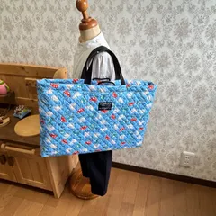 513 ハンドメイド　大きめ レッスンバッグ　30×50　キルティング　ループ付き ネームタグ付き　車　カー　car  英語　マイカー　英文字 車柄 男の子 おしゃれ 通園 通学 入園 入学 小学校　こども園　幼稚園　保育園　幼保園　図書バッグ