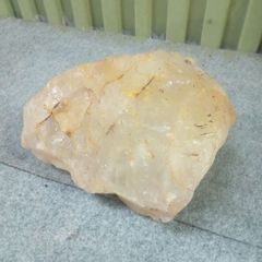 インドネシア産　アンダラクリスタル　天然火山ガラス約2044g以上レモンイエロー インドネシア産 アンダラクリスタル 天然火山ガラス約2044g以上レモン