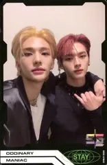 【中古】コレクションカード(男性) Stray Kids/Lee Know(リノ)・Hyunjin(ヒョンジン)/裏面黒/CD「ODDINARY」初回限定封入特典トレーディングユニットフォトカード