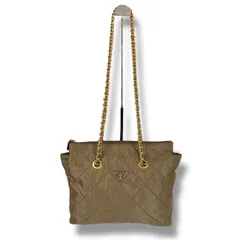 プラダ　PRADA チェーンショルダーバッグ　キルティング　トライアングルロゴ　ベージュ　カーキ　トートバッグ