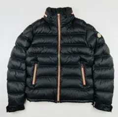 美品★モンクレール・GASTONワッペン収納フード付 ダウンジャケット(1) 2025年最新】モンクレール ガストンの人気アイテム - メルカリ