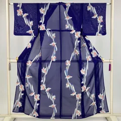 たんす屋 TANSU-YA 中古 リユース着物 夏紬 青 カジュアル 花葉 夏 絹 未洗い 【身丈】153cm【裄丈】62.5cm MS5110