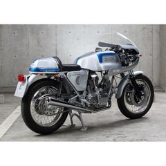 絵画風 壁紙ポスター (はがせるシール式) ドゥカティ 750SS DESMO スーパースポーツ 1975年 DUCATI 名車 バイク キャラクロ D7SS-002A2 (A2版 594mm×420mm) ＜日本製＞ ウォールステッカー お風呂ポスター