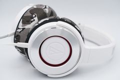 audio-technica ATH-WS550 のイヤーパッドの保護・修理に mimimamo スーパーストレッチ・ヘッドホンカバー （サイズ：L、色：シティ、型番：MHC-002-CC）