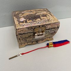 螺鈿細工　螺鈿　宝石入れ　ジュエリーボックス　鍵付き