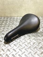 BRIDGESTONE VELO VL-245 純正サドル サイクリング 自転車