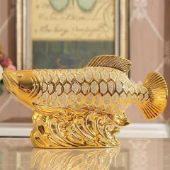 アロワナの置物白蝶貝