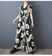 モード系  個性派  オールインワン  ロングパンツ 欧米風  レタープリント  ジャンプスーツ  ファッショナブル  小さめ   スリムウエスト  カジュアル  ロング  配色  ワイドレッグパンツ