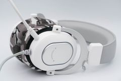 FIFINE AMPLIGAME H6 のイヤーパッドの保護・修理に mimimamo スーパーストレッチ・ヘッドホンカバー （サイズ：L、色：シティ、型番：MHC-002-CC）