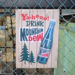 Item thumbnail for item 015db3d0-9813-4e21-b701-9079b12e4b2f