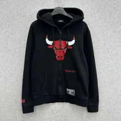 2025年最新】bulls パーカーの人気アイテム - メルカリ