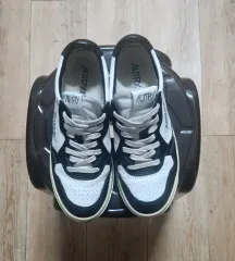 お値下げしました☆AUTRY スニーカー size38 ブラック完売品 AUTRY Official Website: メンズとレディースのスニーカー