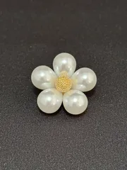 パール花　ブローチ
