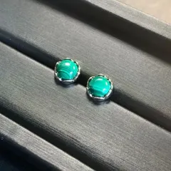 020e【マラカイト】ピアス　天然石　グリーン　一点物　丸い　SV925　シルバー　おしゃれ　つけっぱなし　丸型　かわいい　人気