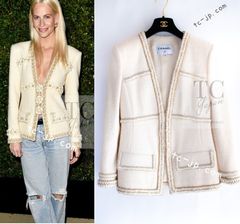 シャネル 美人見え ジャケット CHANEL アイボリー クリーム ゴールド トリミング ウール カール・ラガーフェルド作品 新品同様 38 コスモポリタン