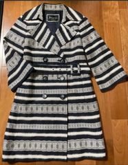 新品 Desigual デシグアル ポルトガル製 ラメ 総柄 バイカラー コート 新品 Desigual デシグアル ポルトガル製 ラメ 総柄 バイカラー