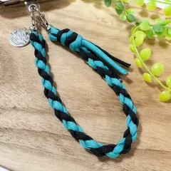 パラコード ハンドストラップ チャーム付き カメラストラップ スマホストラップ ハンドメイド フェス アウトドア ストラップ